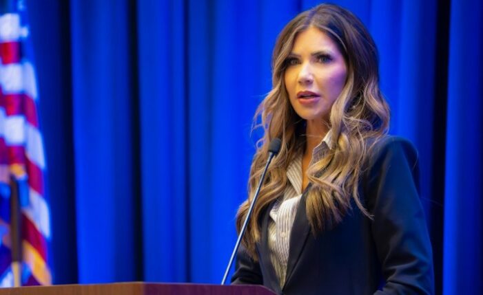 Kristi Noem: Half of Minnesota visas are ‘fraudulent,’ Democrat Walz did it on purpose; Repent; Agree Jesus Christ Is the USA’s God